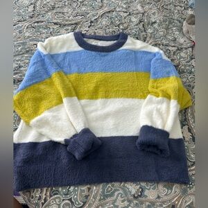 Wome”s Aerie sweater